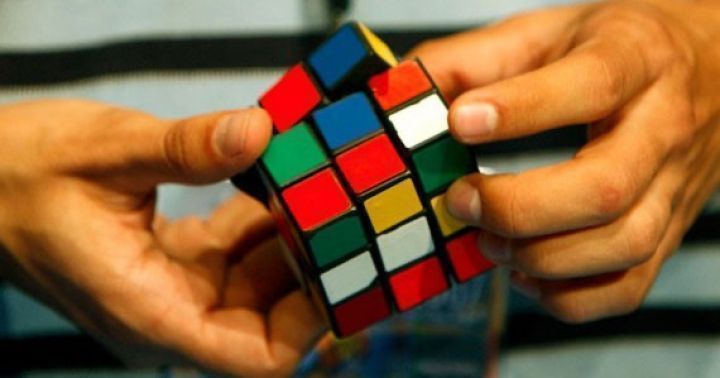 แนะนำ “รูบิค” (Rubik’s cube) คุณภาพดีในราคาย่อมเยาว์สำหรับผู้เล่น ...