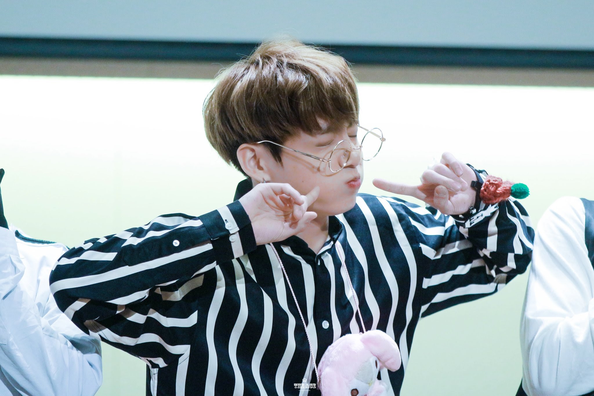 นิยาย [FIC BTS] JUNGKOOK X YOU Falling in love [ END