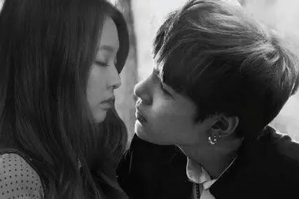 นิยาย [Suga x Jennie] (BLACKPINK x BTS) ​เธอ๬ะ​๹้อ๫๥ลับมา​เป็น๦อ๫๭ัน ...